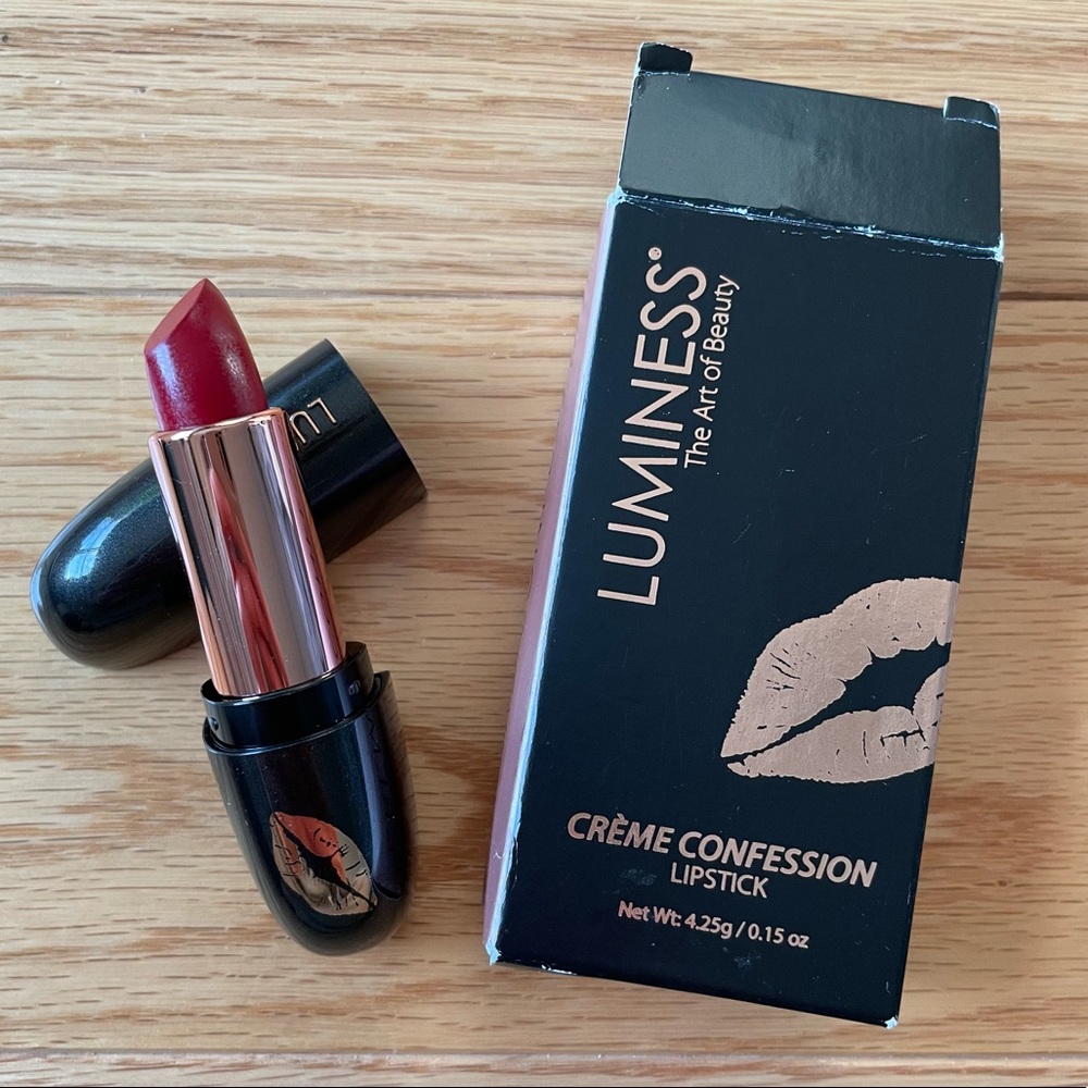 BRAND NEW Luminess Creme Confessions Lipstick in Poison Apple